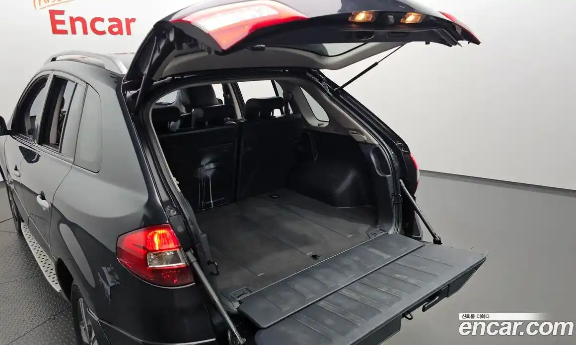 Renault QM5 2014 2.0 Автомат в Москве № 183157, фото 16