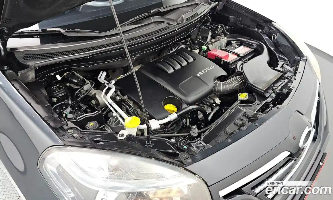 Renault QM5 2014 2.0 Автомат в Москве № 183157, фото 18