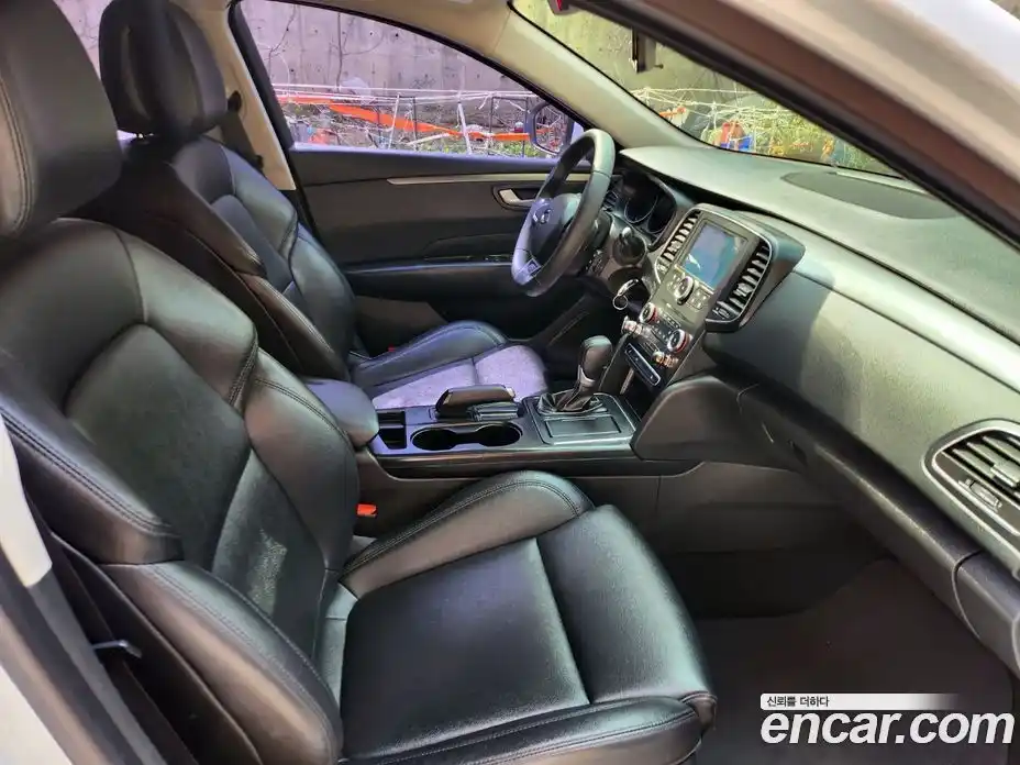 Renault SM6 2019 2.0 Автомат в Москве № 186378, фото 12