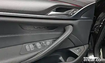 BMW 5-Series 2022 2.0 Автомат в Москве № 186416, миниатюра 5