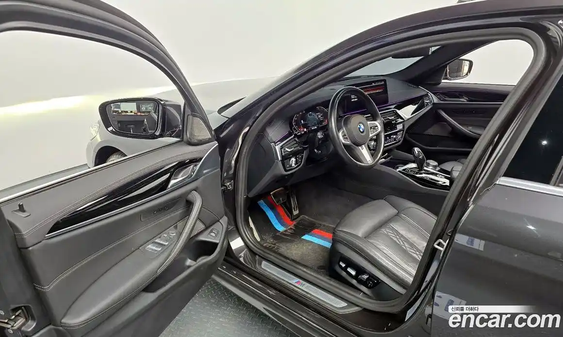 BMW 5-Series 2023 2.0 Автомат в Москве № 189732, фото 3