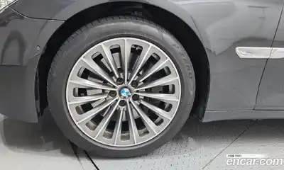 BMW 7-Series, 2014