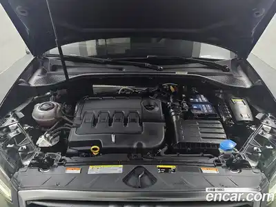 Audi Q2 2020 2.0 Автомат в Москве № 192881, миниатюра 6