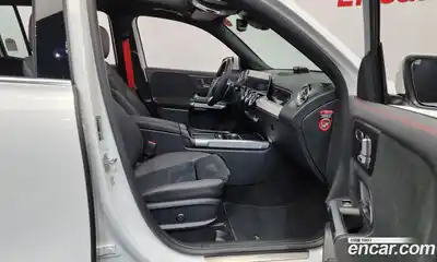 Mercedes-Benz GLB-Class, 2025