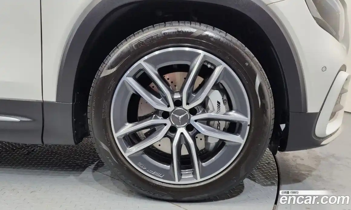 Mercedes-Benz GLB-Class 2025 2.0 Автомат в Москве № 193766, фото 13