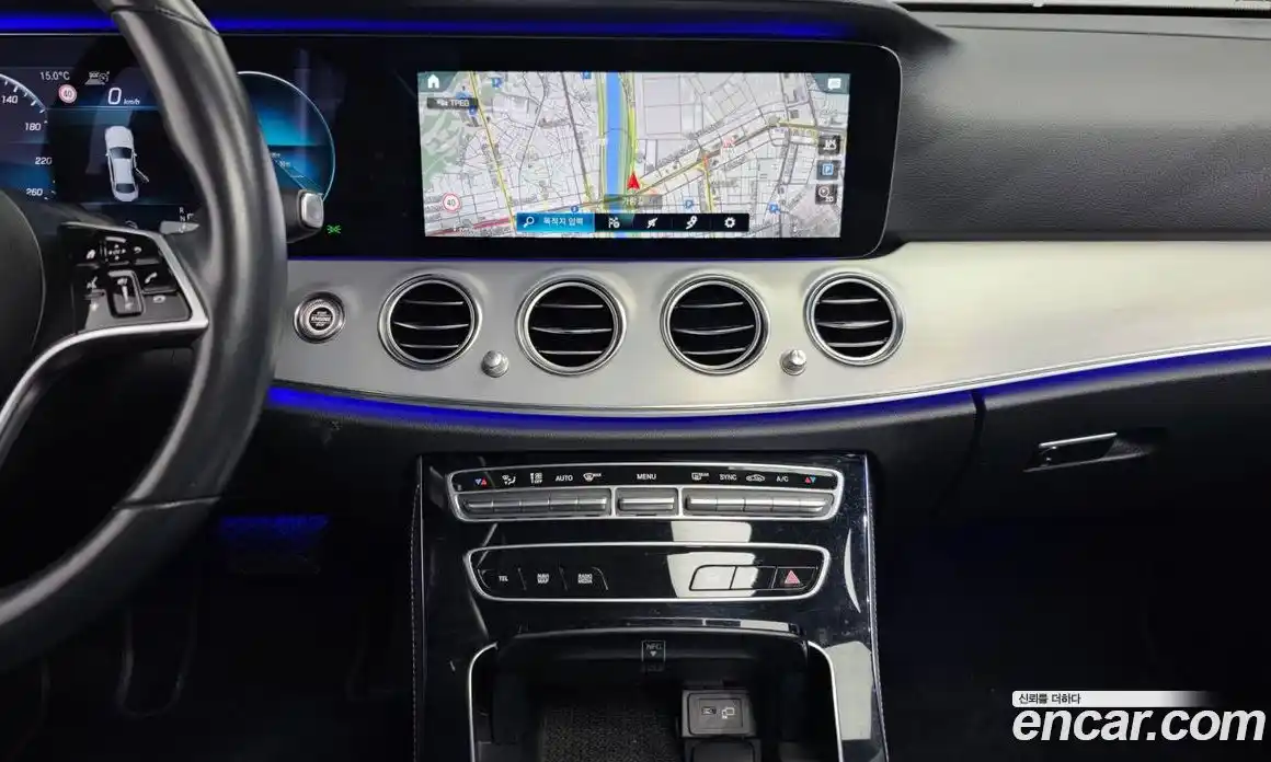 Mercedes-Benz E-Class 2021 2.0 Автомат в Москве № 194120, фото 15