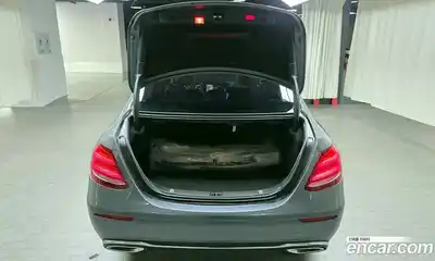 Mercedes-Benz E-Class 2017 2.0 Автомат в Москве № 194728, миниатюра 11
