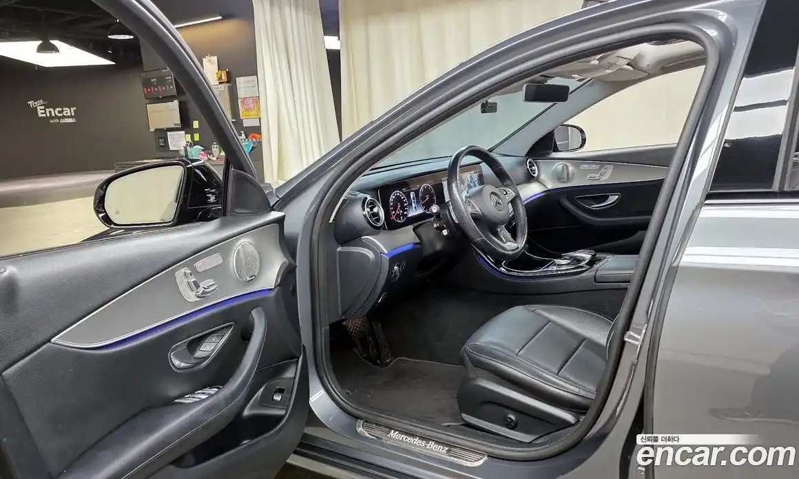 Mercedes-Benz E-Class 2017 2.0 Автомат в Москве № 194728, фото 19