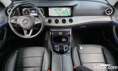 Mercedes-Benz E-Class 2017 2.0 Автомат в Москве № 194728, миниатюра 3