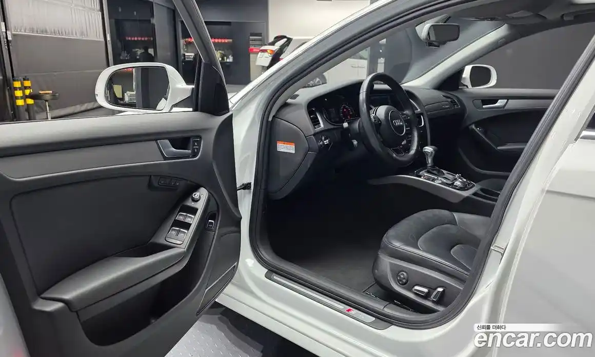 Audi A4 2015 2.0 Автомат в Москве № 196337, фото 14