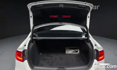 Audi A4 2015 2.0 Автомат в Москве № 196337, миниатюра 5