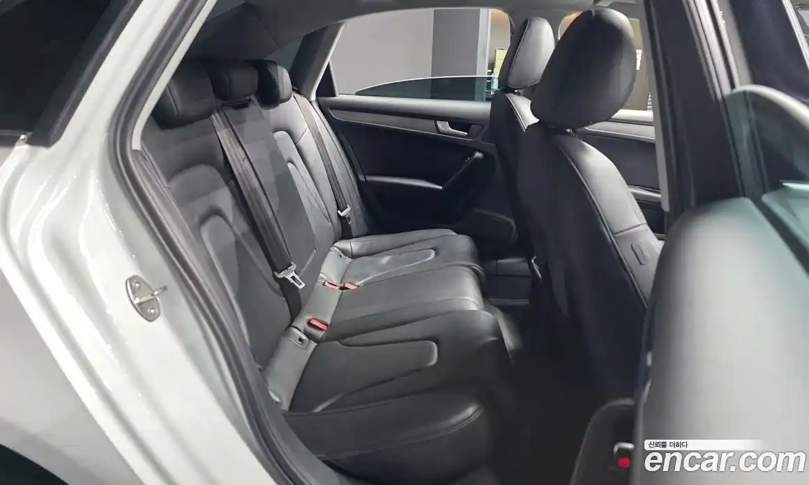 Audi A4 2015 2.0 Автомат в Москве № 196337, фото 6