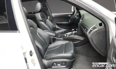 Audi SQ5 2016 3.0 Автомат в Москве № 196381, миниатюра 11