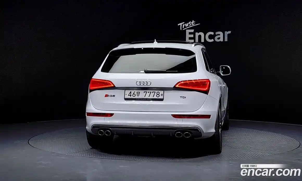 Audi SQ5 2016 3.0 Автомат в Москве № 196381, фото 4