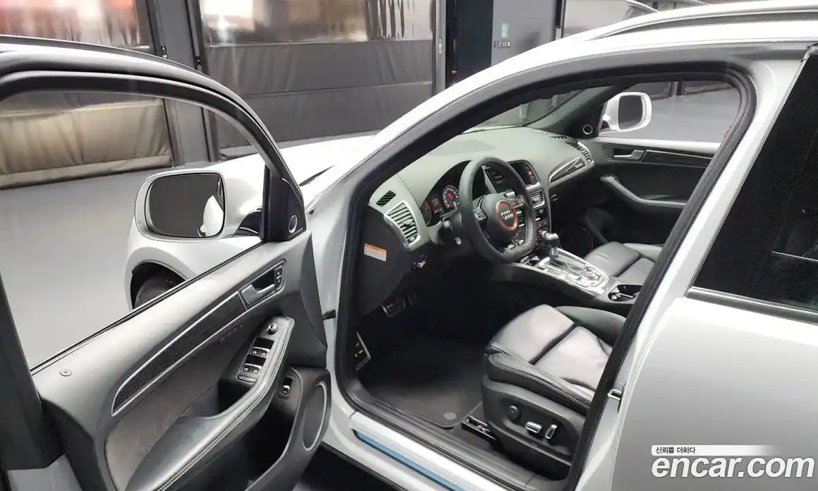 Audi SQ5 2016 3.0 Автомат в Москве № 196381, фото 10