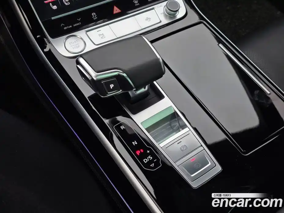 Audi A8 2020 3.0 Автомат в Москве № 196765, фото 11