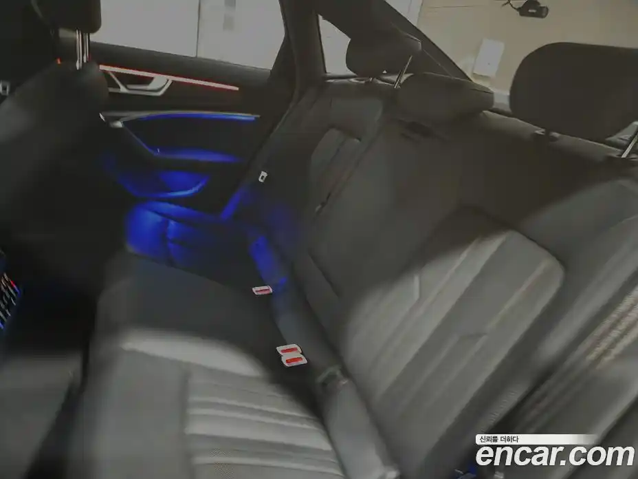 Audi A6 2020 2.0 Автомат в Москве № 196865, фото 11