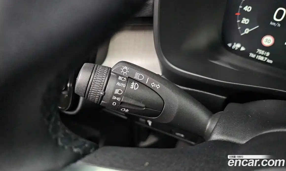 Volvo XC40 2022 2.0 Автомат в Москве № 196998, фото 20