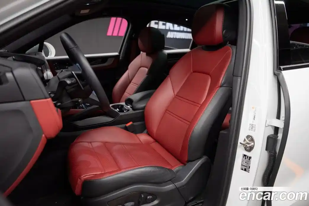 Porsche Cayenne 2025 3.0 Автомат в Москве № 197833, фото 6