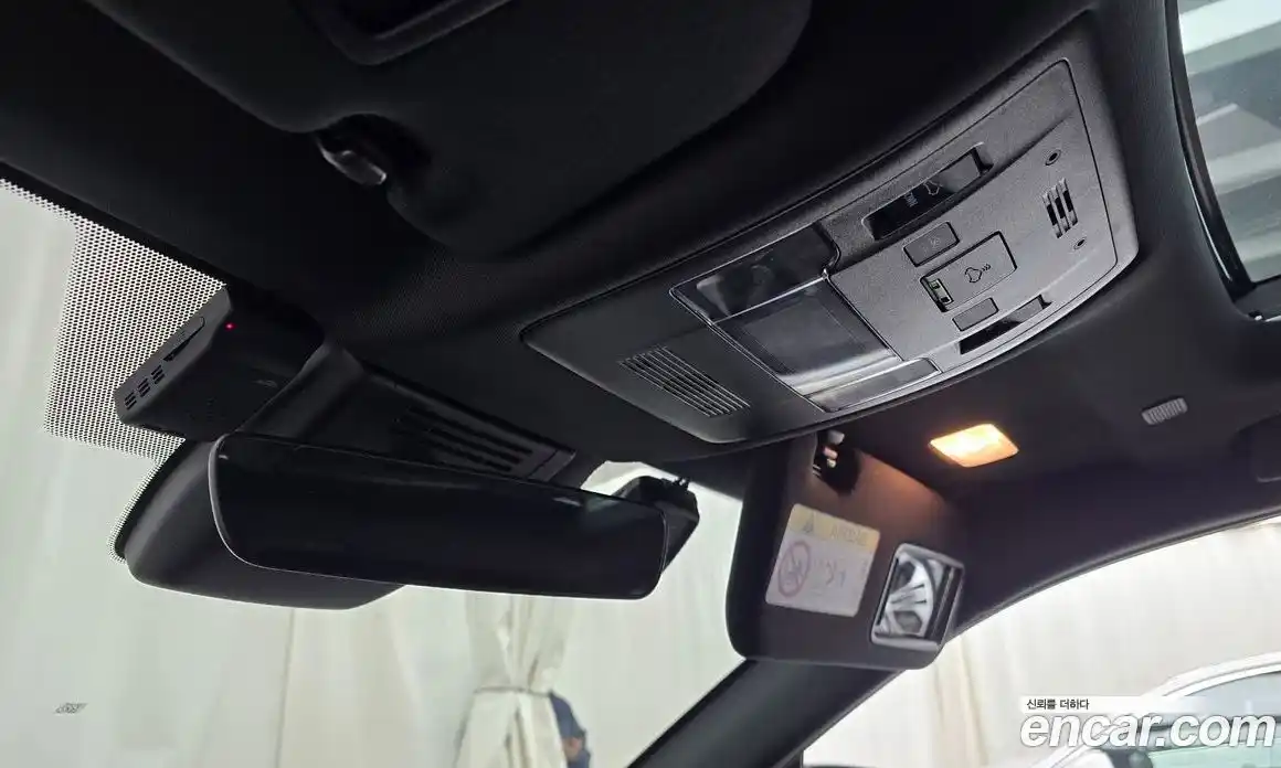 Lexus UX 2025 2.0 Автомат в Москве № 198727, фото 3