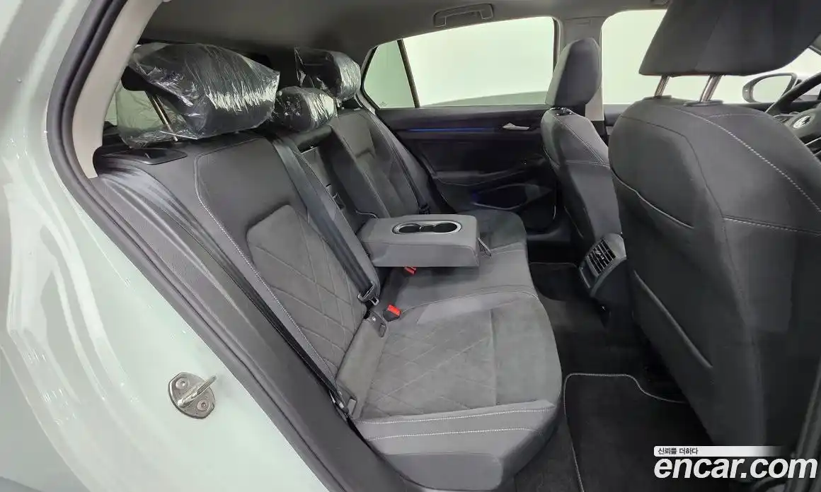 Volkswagen Golf 2022 2.0 Автомат в Москве № 198914, фото 19