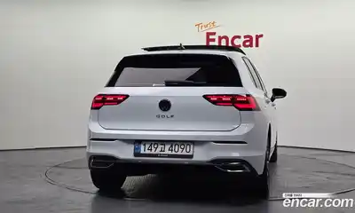 Volkswagen Golf 2022 2.0 Автомат в Москве № 198914, миниатюра 4