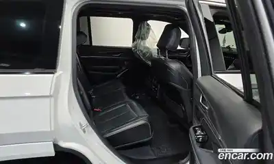 Jeep Cherokee 2023 3.6 Автомат в Москве № 199510, миниатюра 3