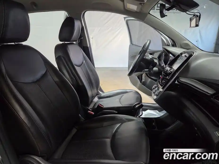 Chevrolet Spark 2016 1.0 Автомат в Москве № 203545, фото 13