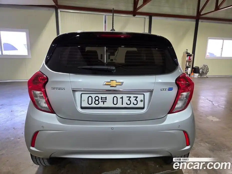 Chevrolet Spark 2016 1.0 Автомат в Москве № 203545, фото 8