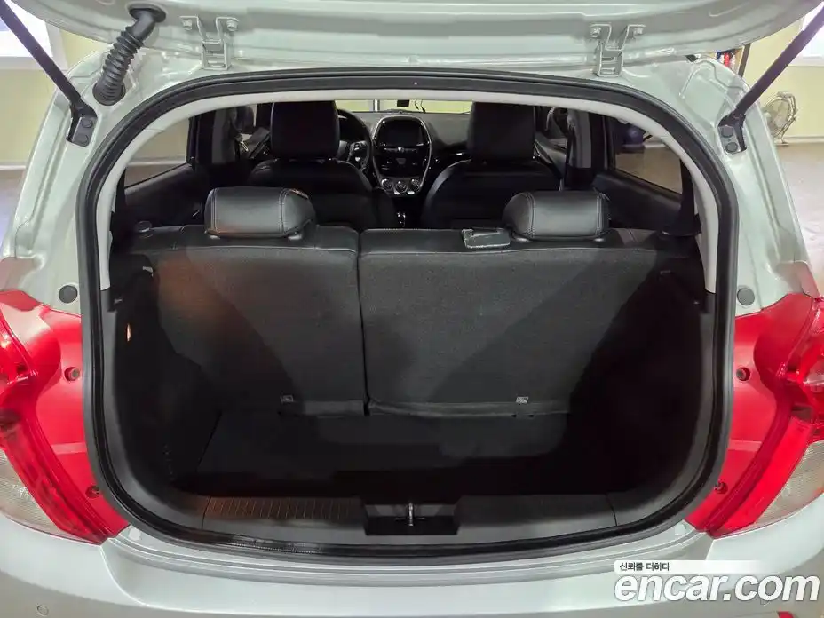 Chevrolet Spark 2016 1.0 Автомат в Москве № 203545, фото 9