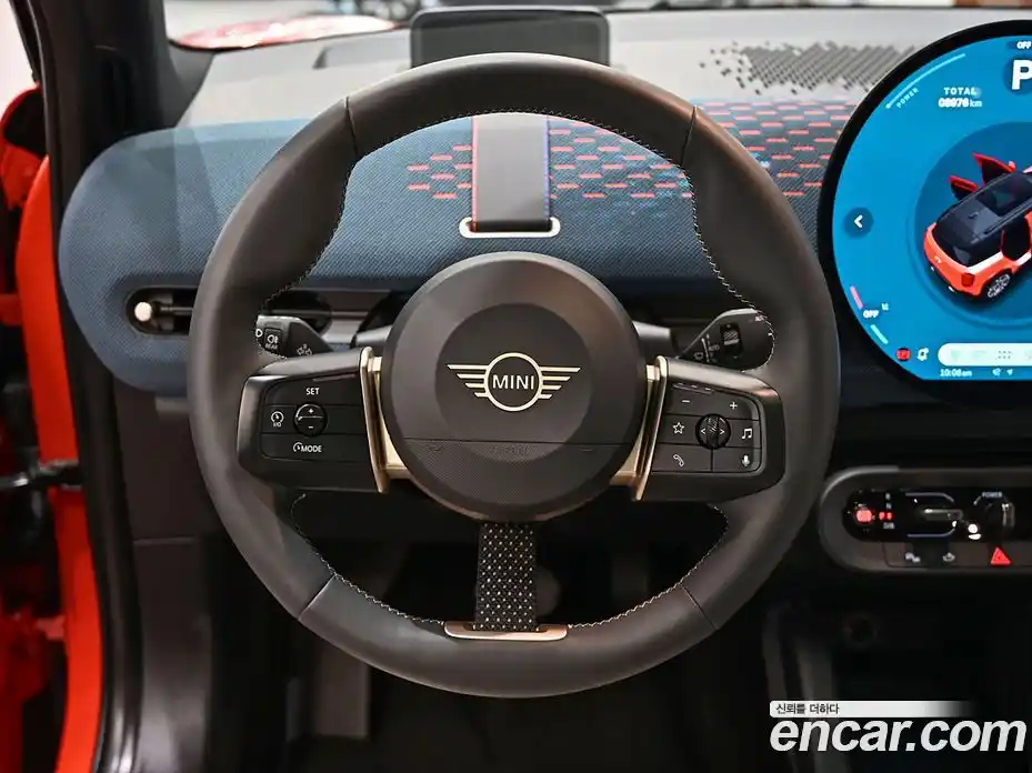 Mini Aceman 2025 0.1 Автомат в Москве № 208031, фото 19