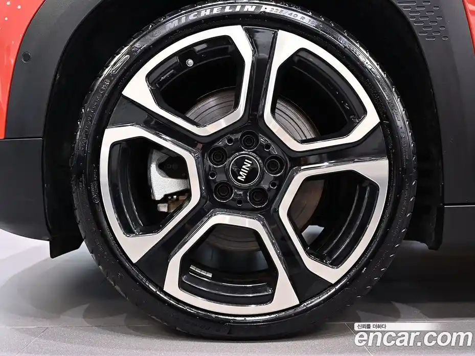 Mini Aceman 2025 0.1 Автомат в Москве № 208031, фото 5