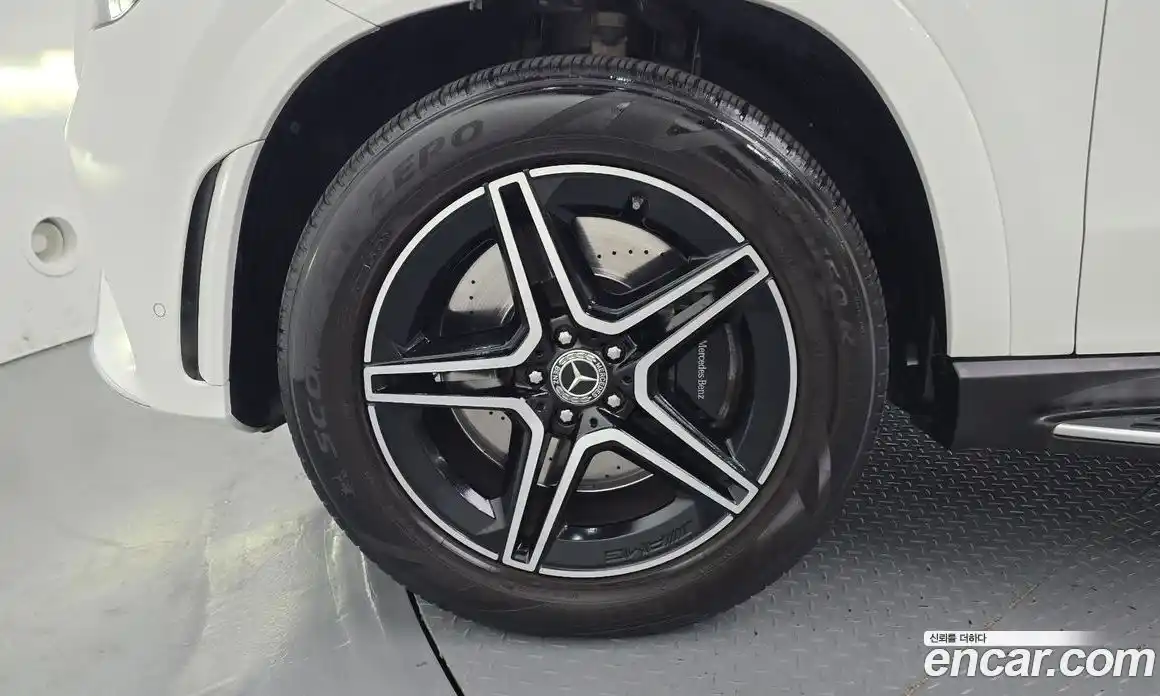 Mercedes-Benz GLE-Class 2020 3.0 Автомат в Москве № 212149, фото 4