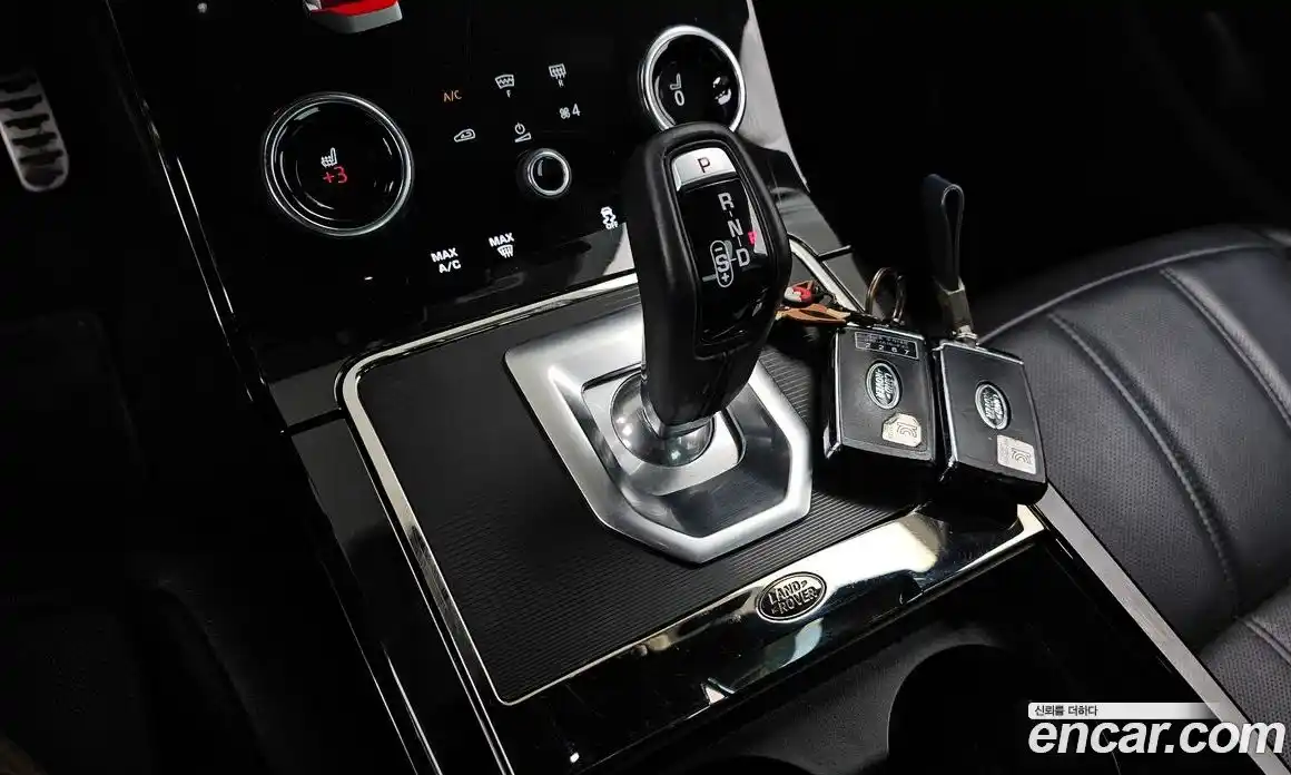 Land Rover Range-Rover Evoque 2021 2.0 Автомат в Москве № 213322, фото 18