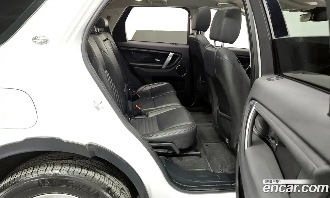 Land Rover Discovery Sport 2021 2.0 Автомат в Москве № 213467, фото 11