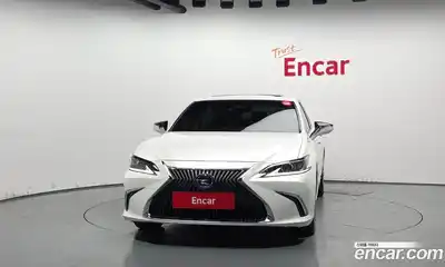 Lexus ES 2020 2.5 Автомат в Москве № 214665, миниатюра 3