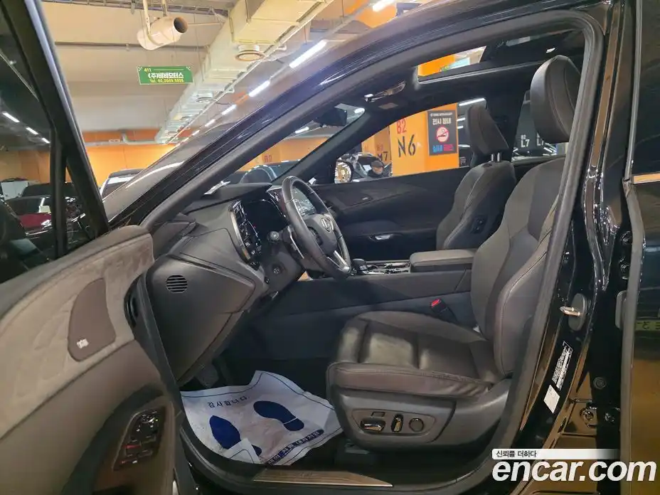 Lexus RX 2024 2.5 Вариатор в Москве № 214730, фото 10