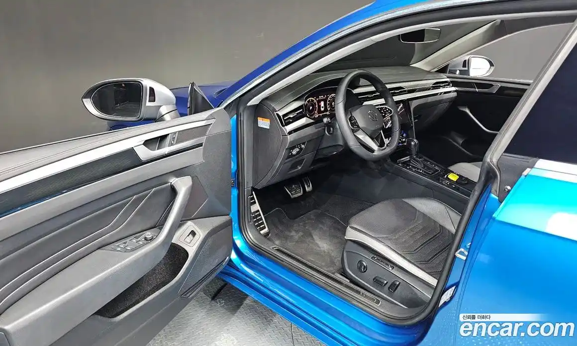 Volkswagen Arteon 2022 2.0 Автомат в Москве № 214931, фото 10