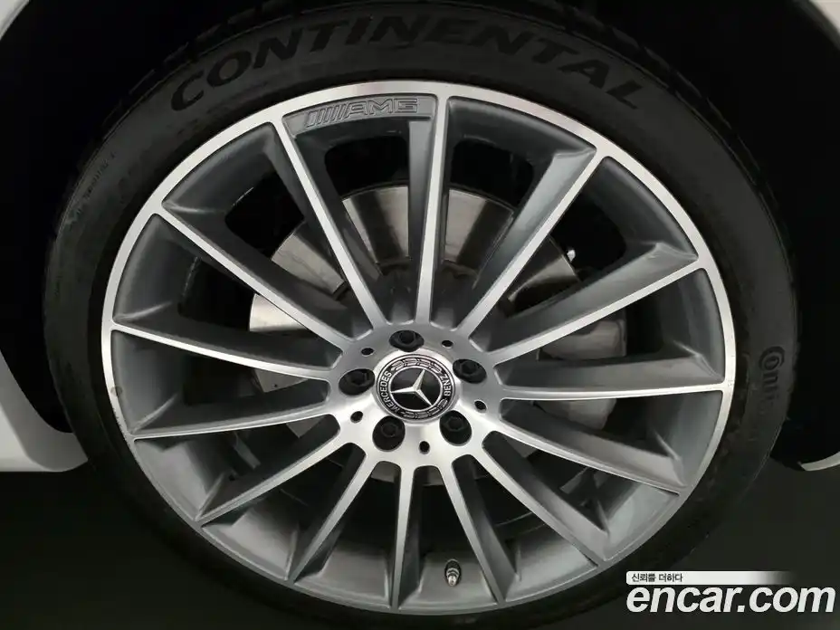 Mercedes-Benz E-Class 2023 3.0 Автомат в Москве № 217985, фото 16