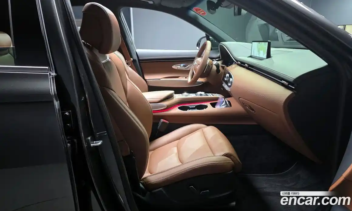 Genesis GV70 2024 2.5 Автомат в Москве № 21822, фото 20