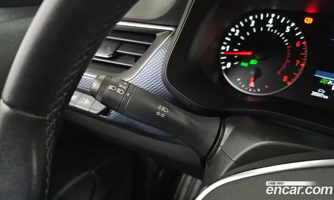 Renault XM3 2023 1.6 Автомат в Москве № 220950, фото 14