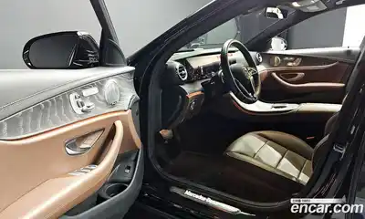 Mercedes-Benz E-Class 2022 2.0 Автомат в Москве № 222138, миниатюра 11