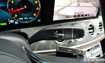 Mercedes-Benz E-Class 2022 2.0 Автомат в Москве № 222138, миниатюра 9