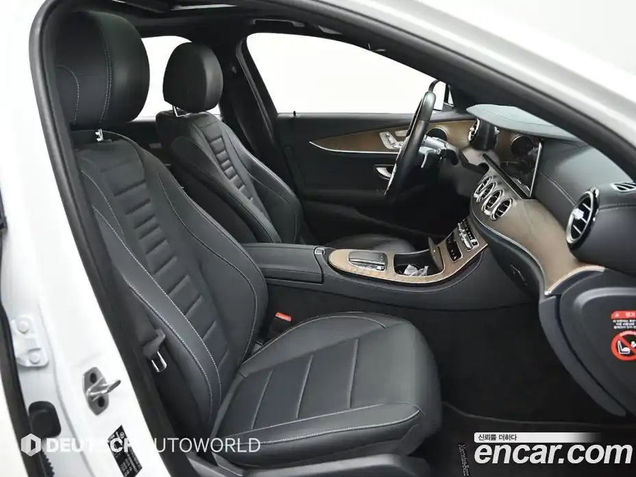 Mercedes-Benz E-Class 2020 2.0 Автомат в Москве № 223421, фото 10