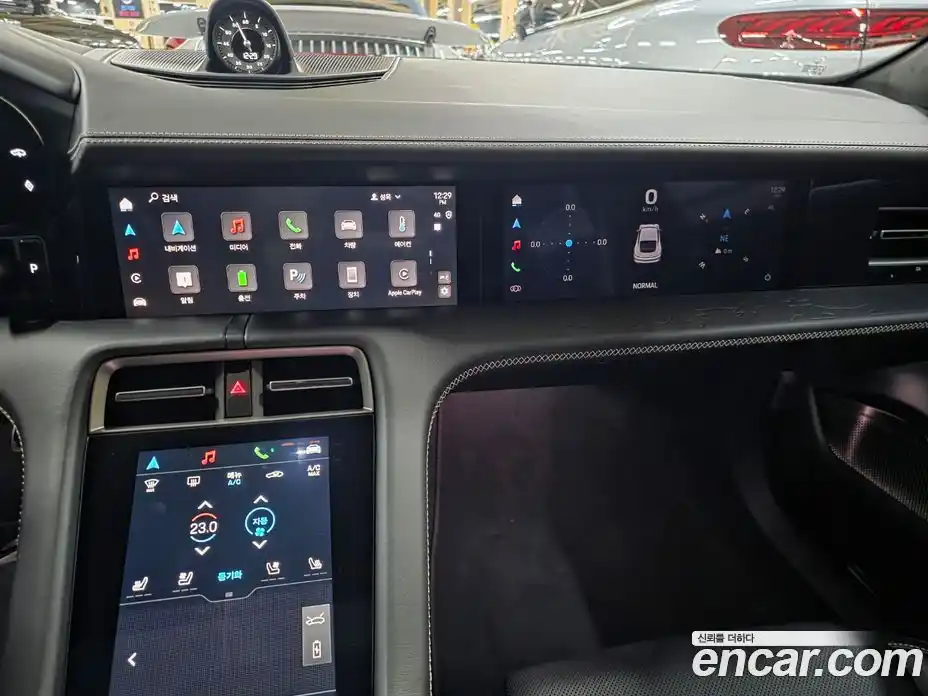 Porsche Taycan 2025 0.1 Автомат в Москве № 225520, фото 14