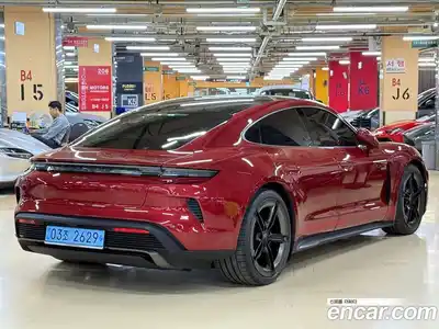 Porsche Taycan 2025 0.1 Автомат в Москве № 225520, миниатюра 2