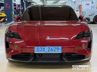 Porsche Taycan 2025 0.1 Автомат в Москве № 225520, миниатюра 3