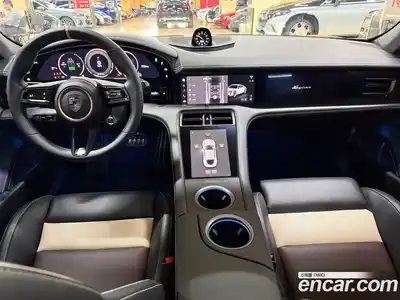 Porsche Taycan 2025 0.1 Автомат в Москве № 225520, миниатюра 6