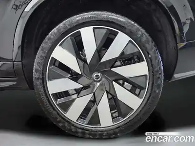 Volvo XC90 2024 2.0 Автомат в Москве № 230796, миниатюра 5
