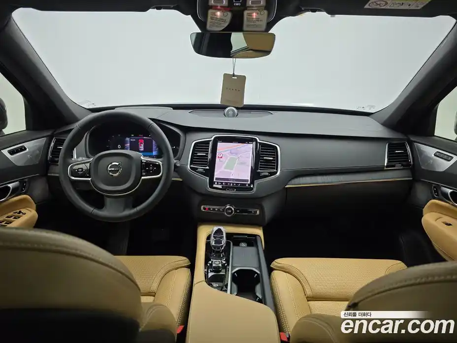 Volvo XC90 2024 2.0 Автомат в Москве № 230796, фото 7